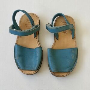 Sfera girl’s European Spaniard Blue Kids Sandals.  Size 29 EU - 11-1/2 US.